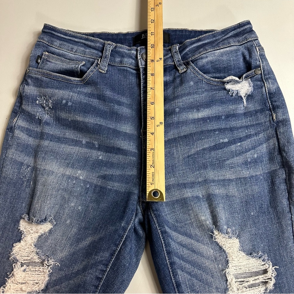 Judy Blue Mid Rise Flattering Fit Destroyed Bleach Splatter Skinny Jeans Size 9 - Picture 6 of 10